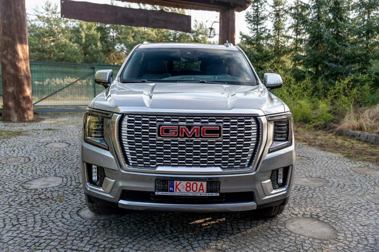 GMC Yukon - Zdjęcie 4