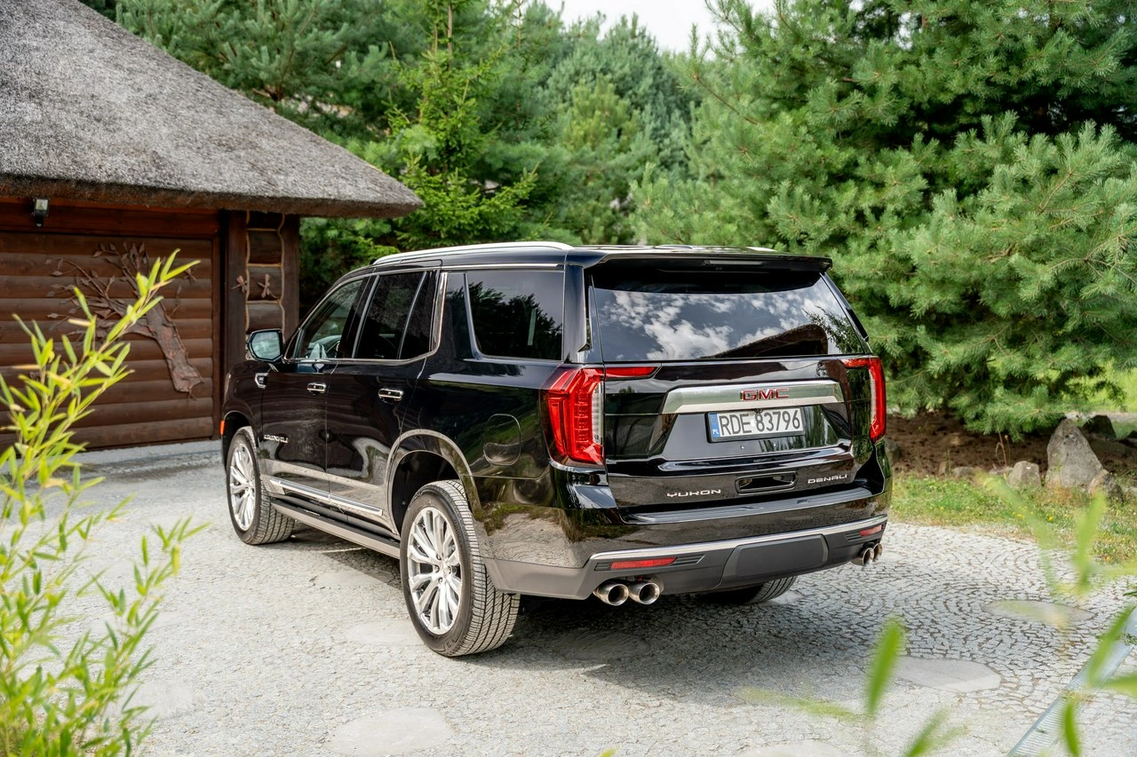 GMC Yukon - Zdjęcie 19