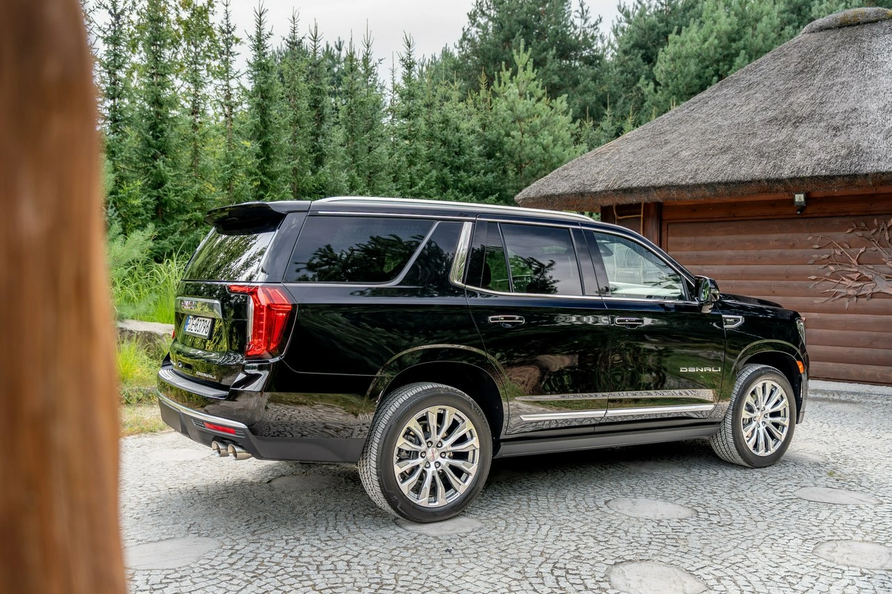 GMC Yukon - Zdjęcie 32