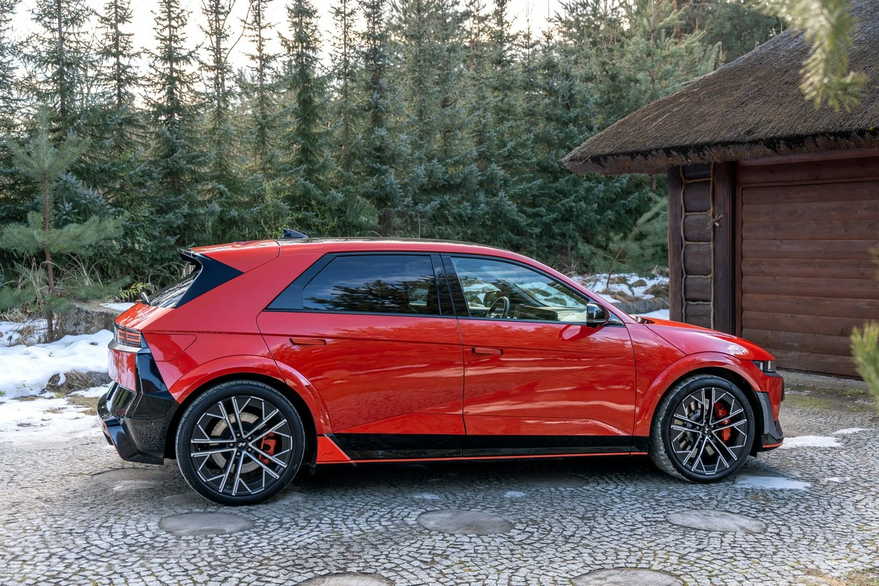 Hyundai IONIQ 5 - Zdjęcie 15