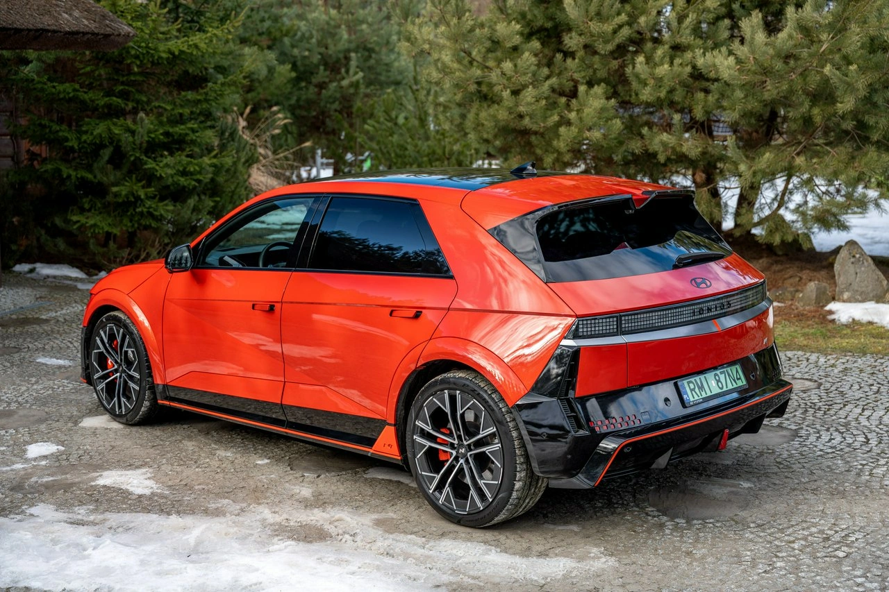 Hyundai IONIQ 5 - Zdjęcie 19