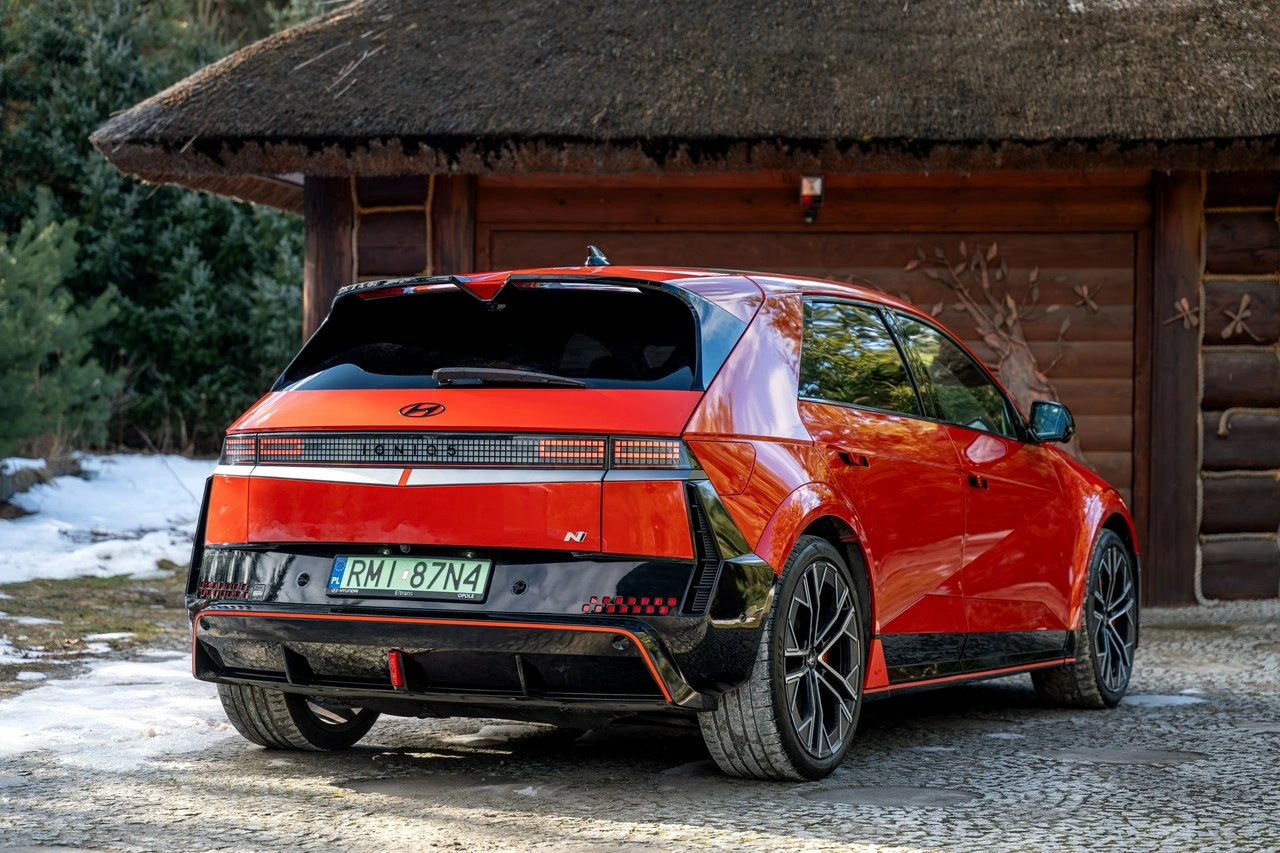 Hyundai IONIQ 5 - Zdjęcie 32