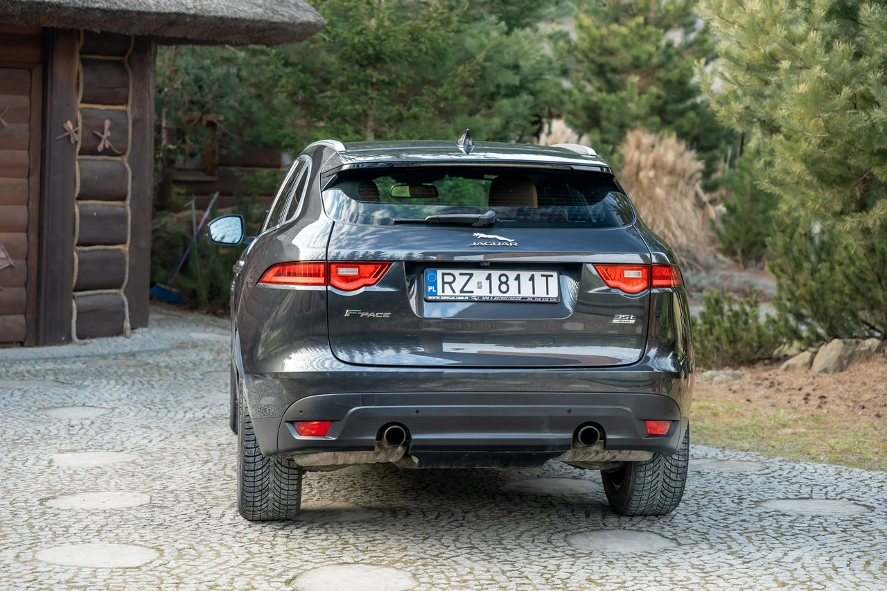 Jaguar F-Pace - Zdjęcie 20
