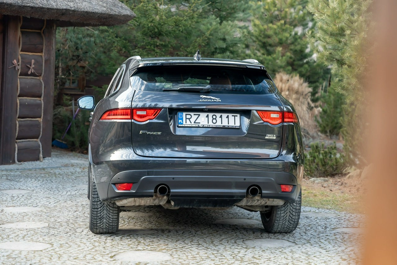 Jaguar F-Pace - Zdjęcie 26