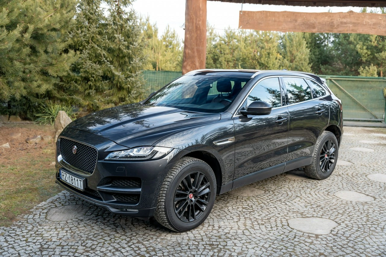 Jaguar F-Pace - Zdjęcie 2