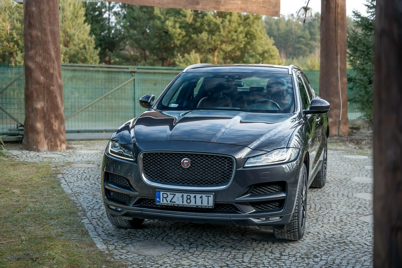 Jaguar F-Pace - Zdjęcie 21