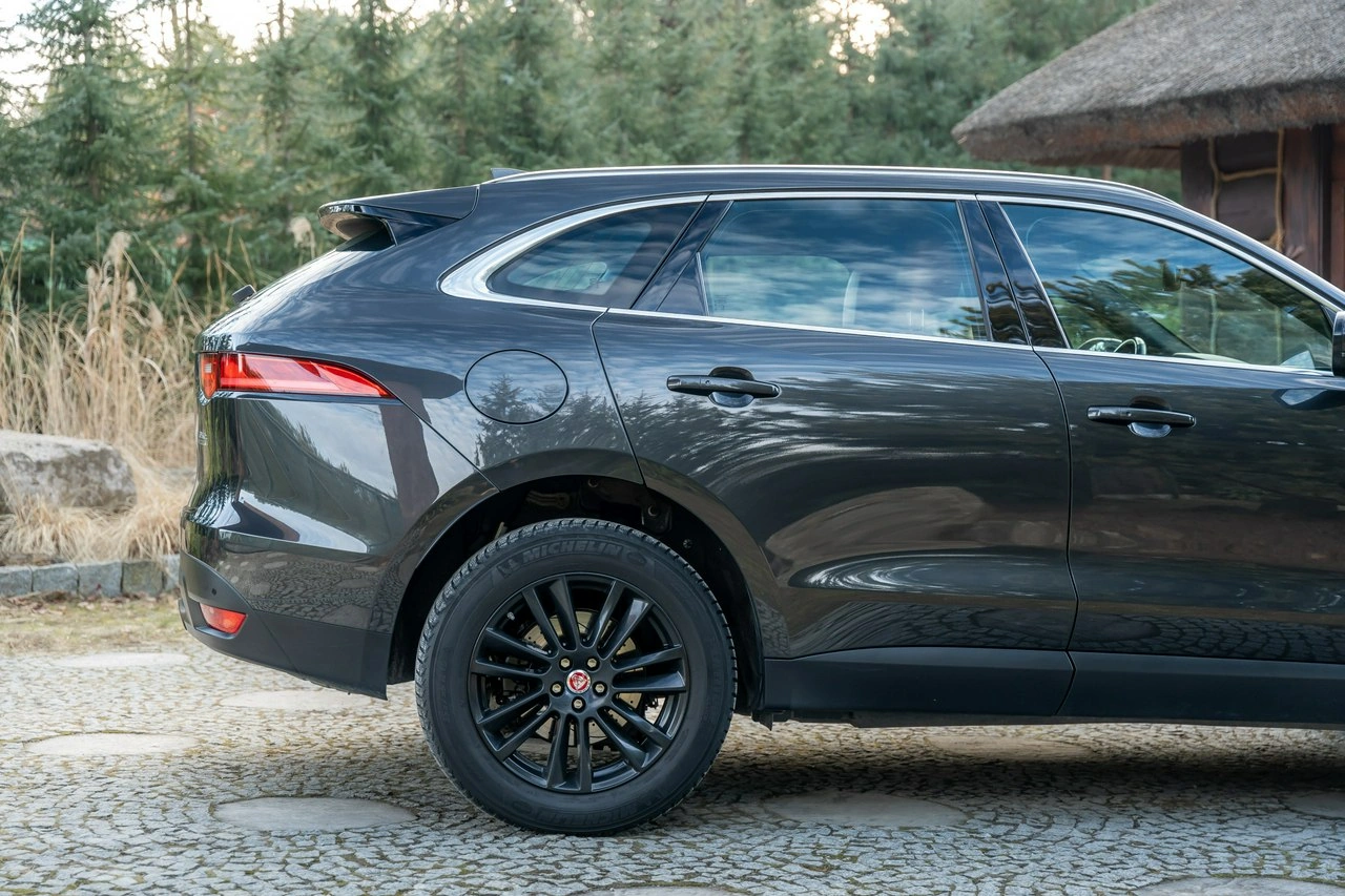 Jaguar F-Pace - Zdjęcie 15