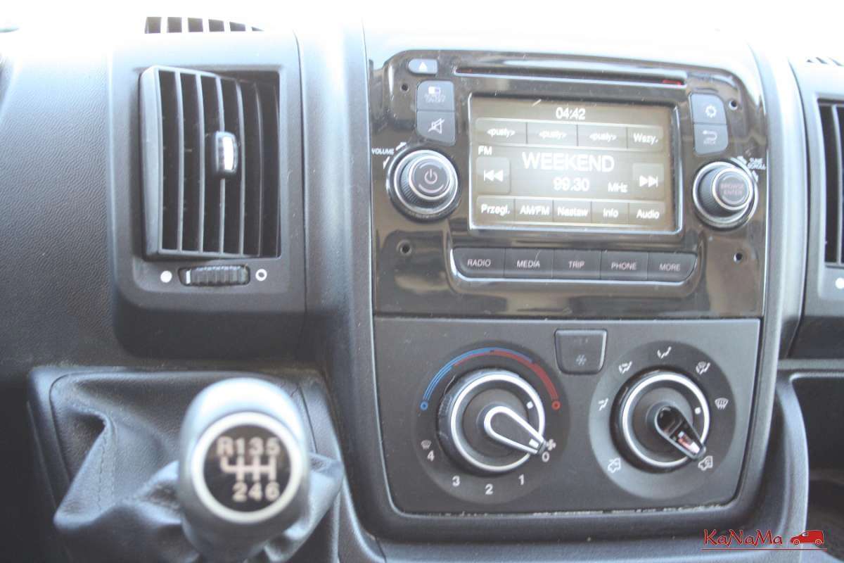 Peugeot Boxer - Zdjęcie 21