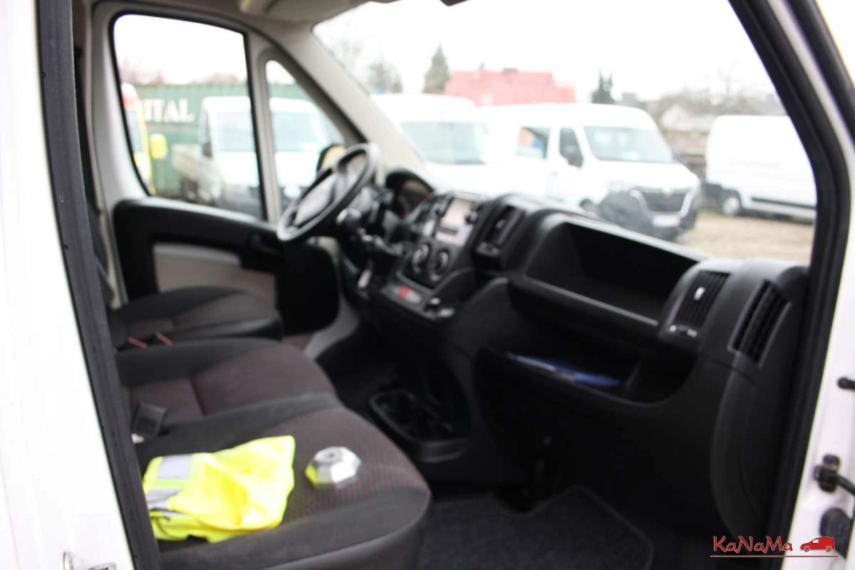 Peugeot Boxer - Zdjęcie 29