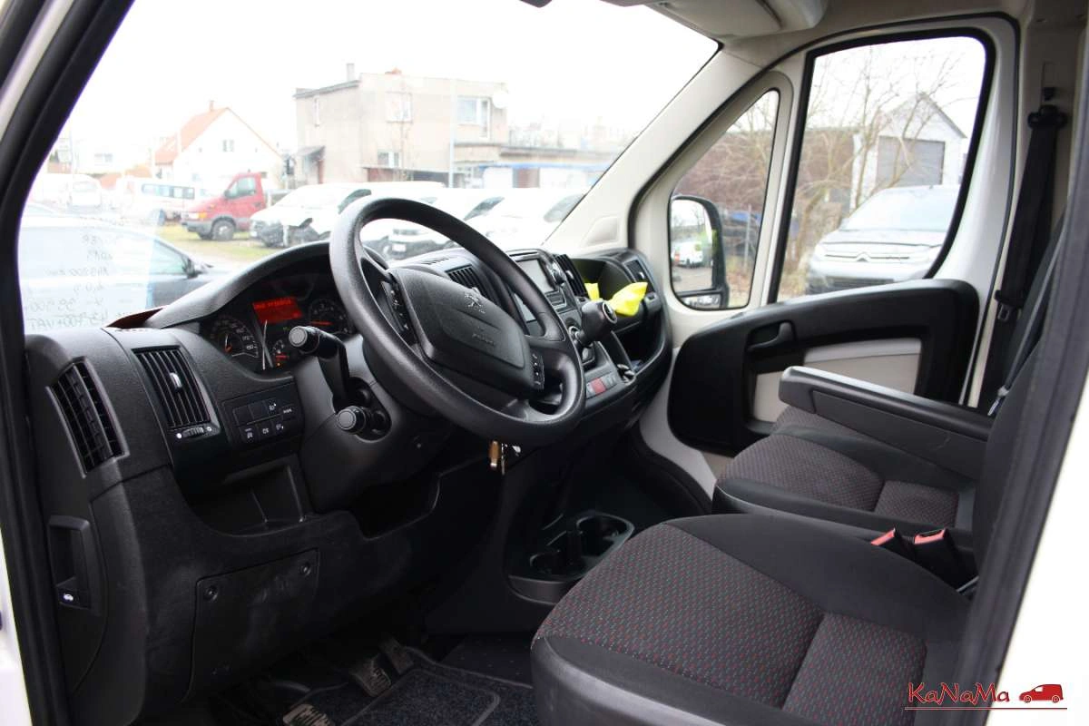 Peugeot Boxer - Zdjęcie 32