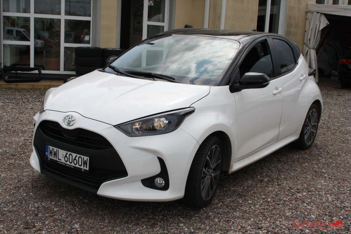 Toyota Yaris - Zdjęcie 9
