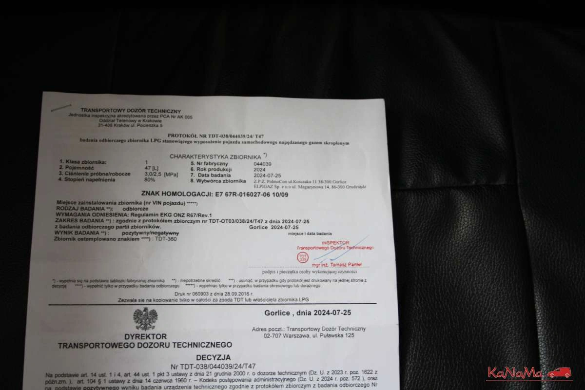 Toyota Yaris - Zdjęcie 27