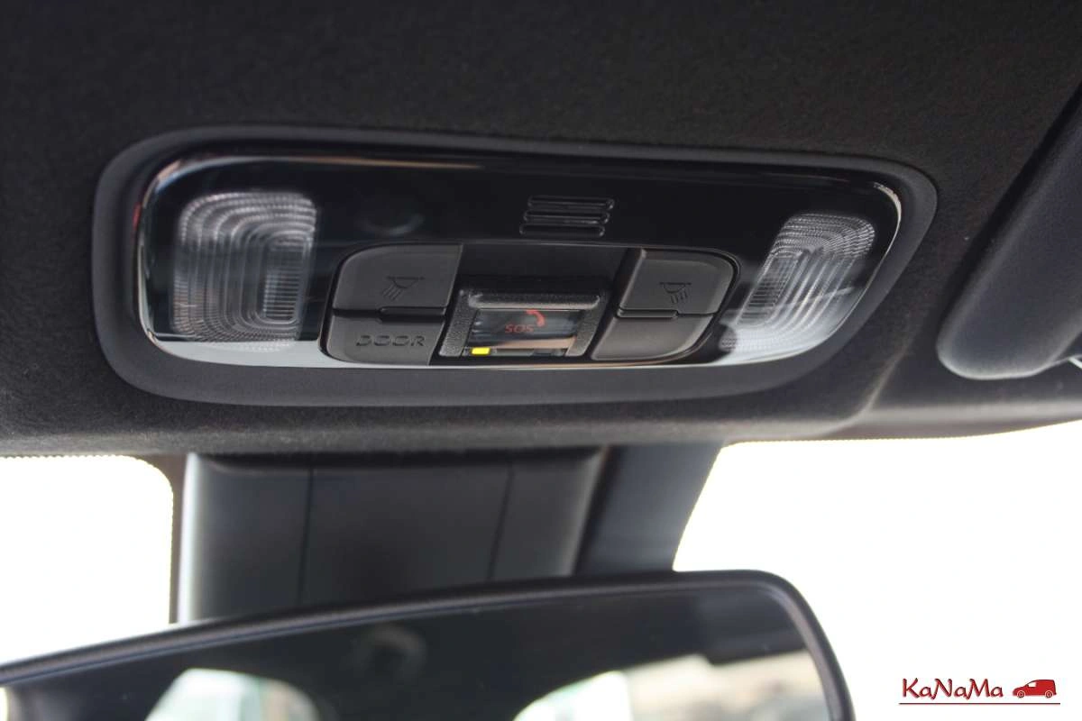 Toyota Yaris - Zdjęcie 25