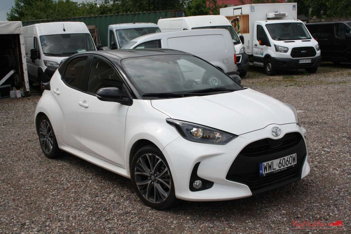Toyota Yaris - Zdjęcie 4