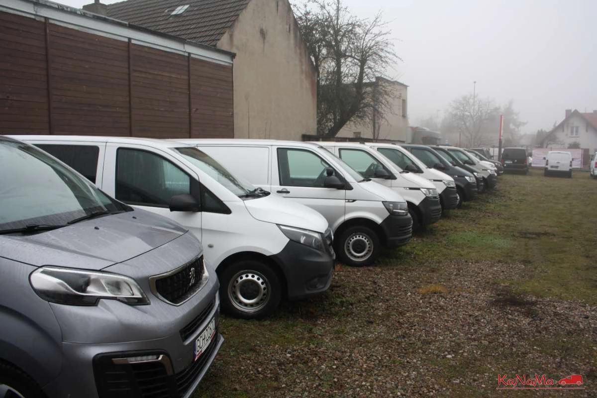 Volkswagen Transporter - Zdjęcie 35