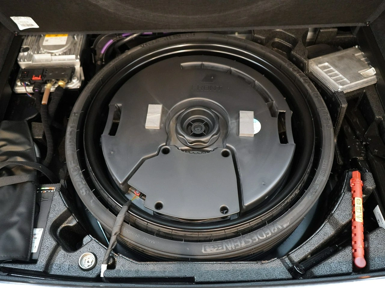 Audi SQ5 - Zdjęcie 11