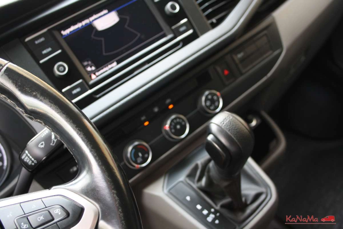 Volkswagen Transporter - Zdjęcie 19