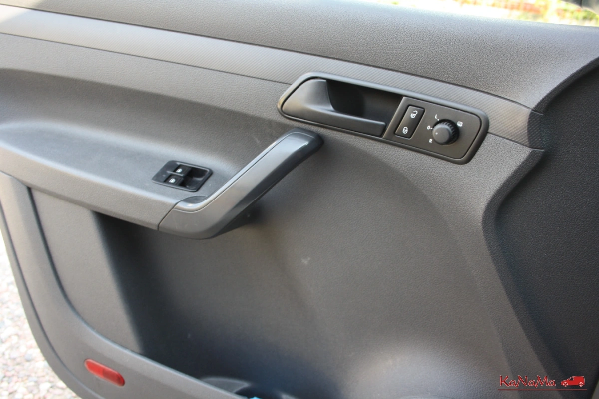 Volkswagen Caddy - Zdjęcie 32