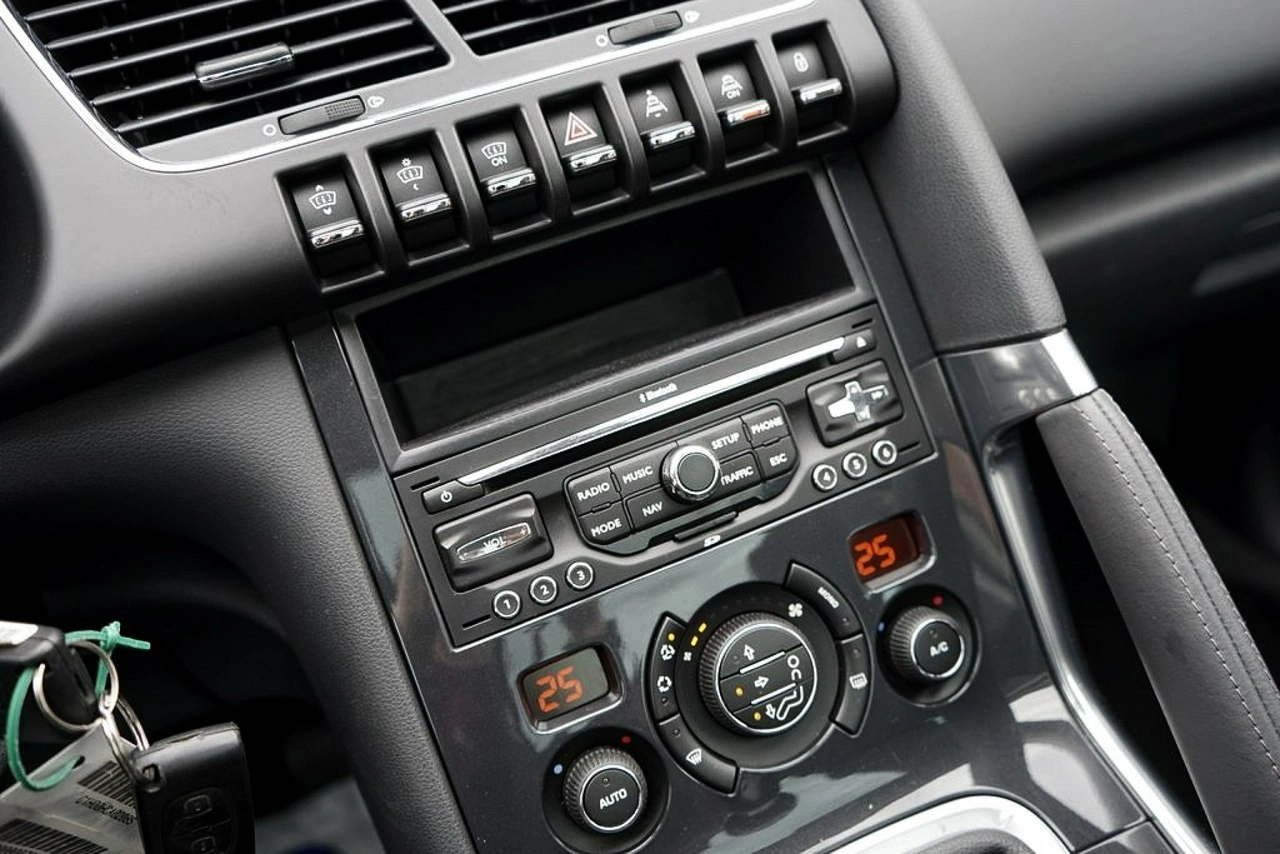 Peugeot 3008 - Zdjęcie 24