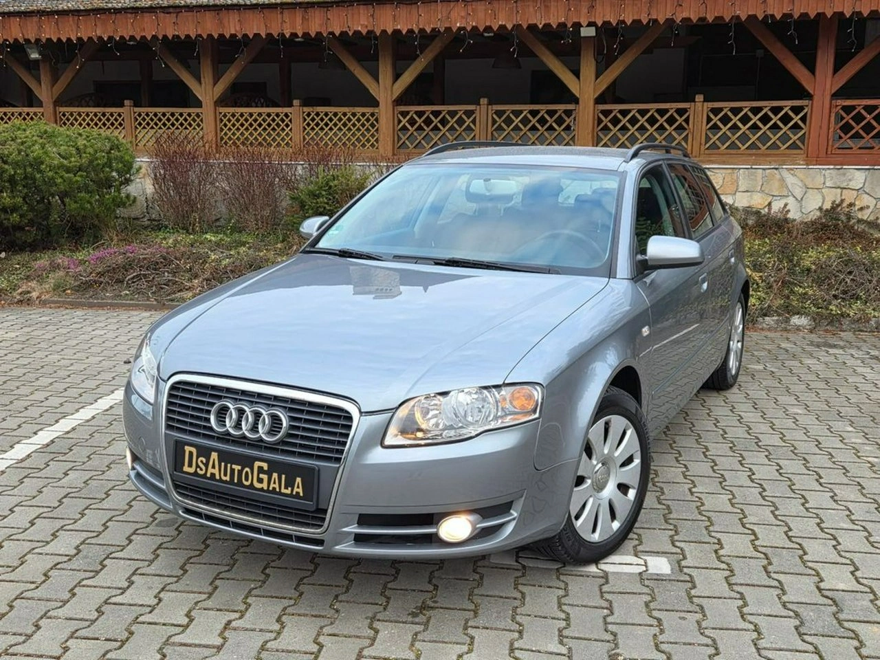 Audi A4 - Główne zdjęcie