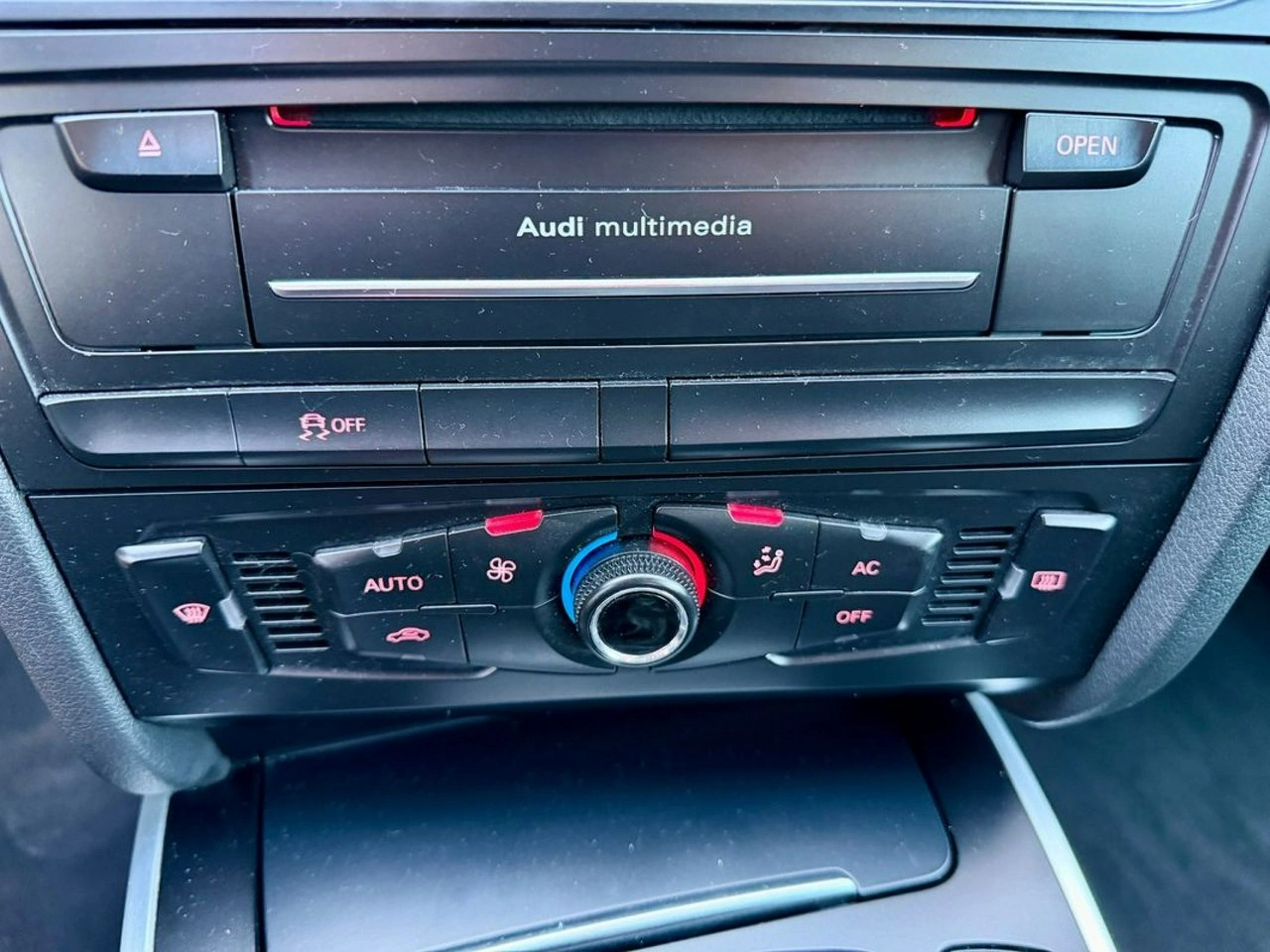 Audi A4 - Zdjęcie 14