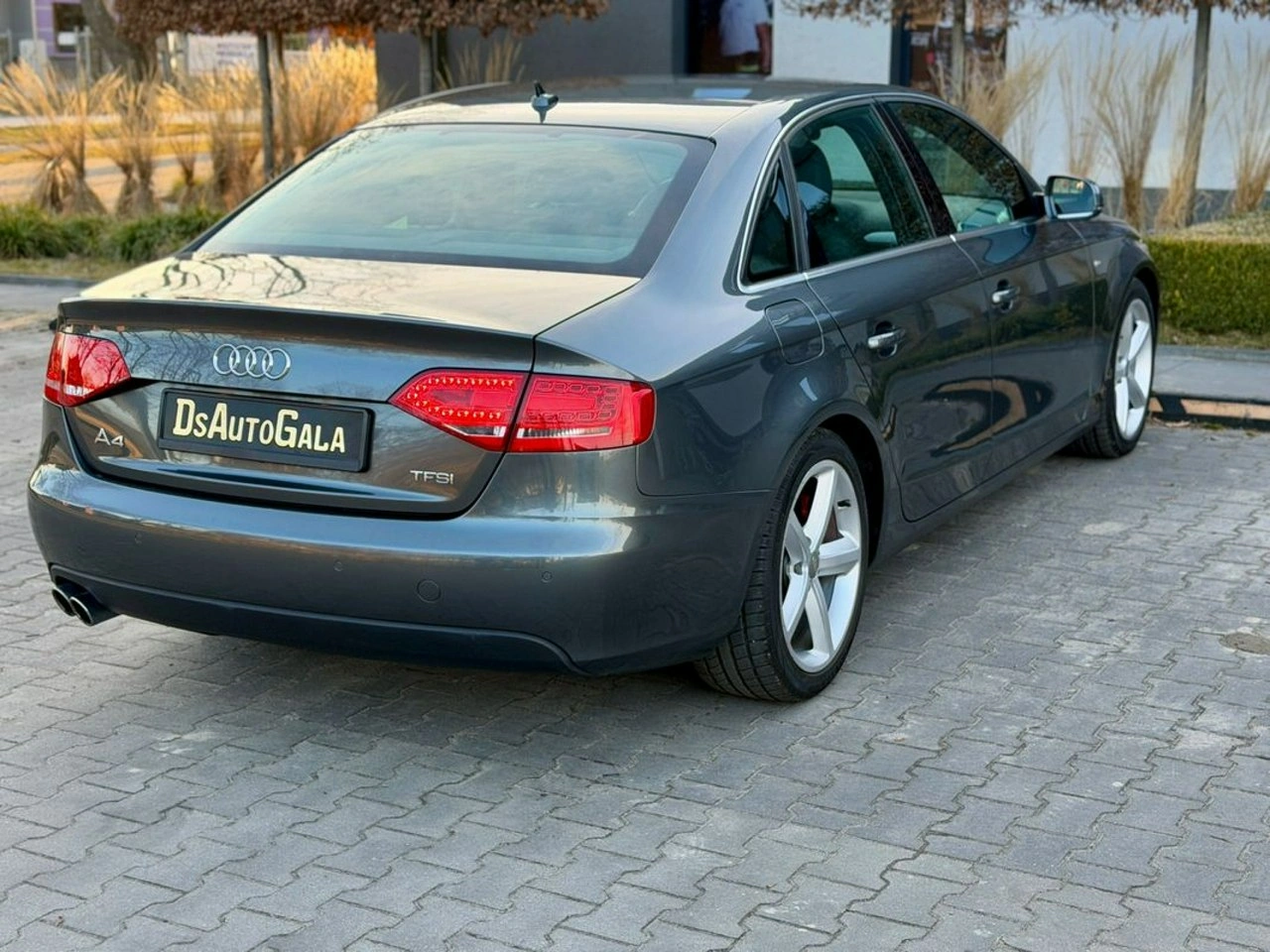 Audi A4 - Zdjęcie 8