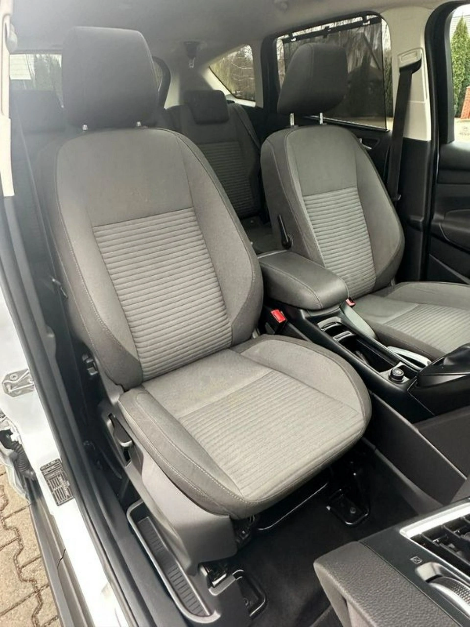 Ford C-MAX - Zdjęcie 29