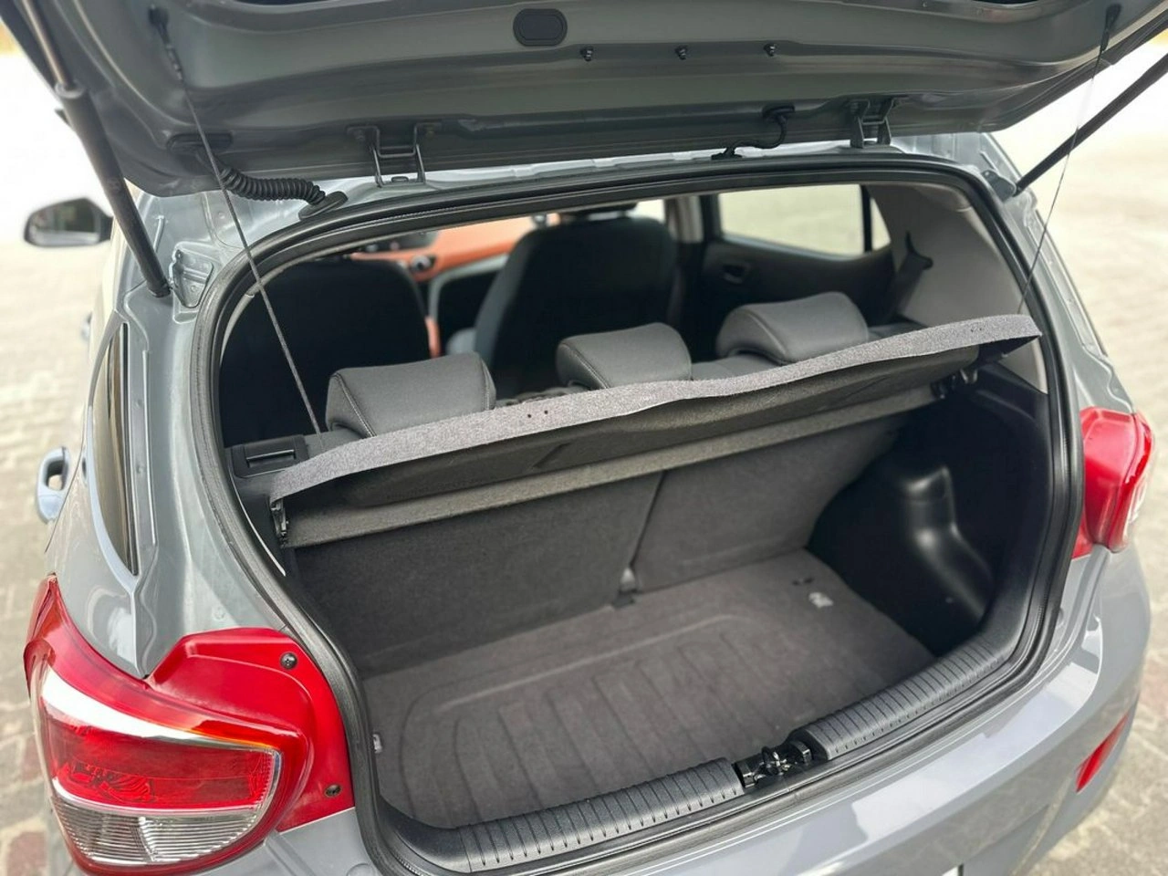 Hyundai i10 - Zdjęcie 24
