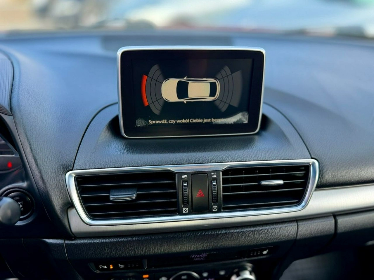 Mazda 3 - Zdjęcie 15