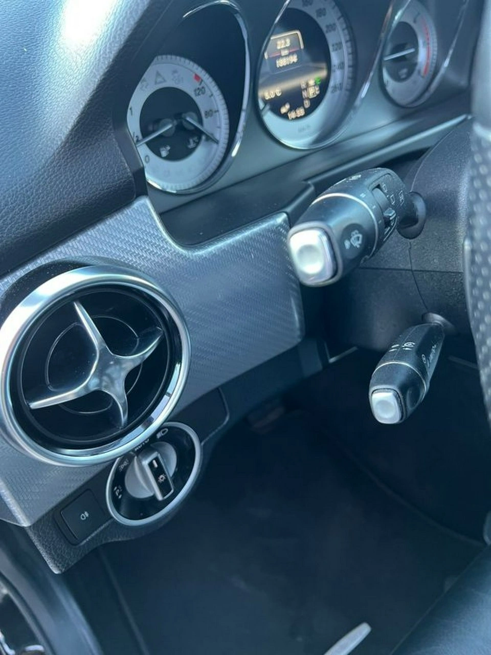 Mercedes GLK 200 - Zdjęcie 11