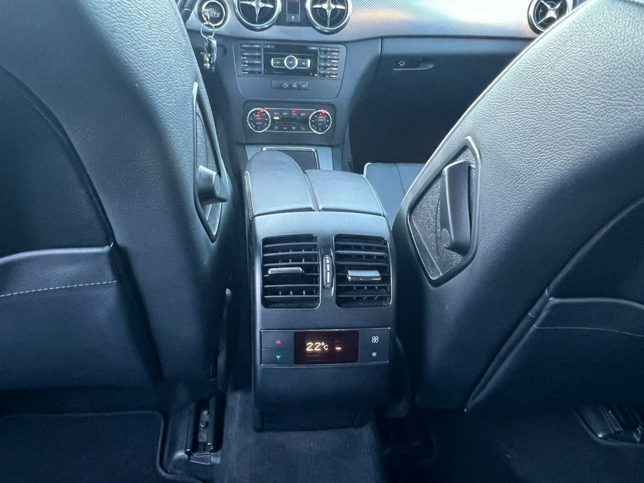 Mercedes GLK 200 - Zdjęcie 16