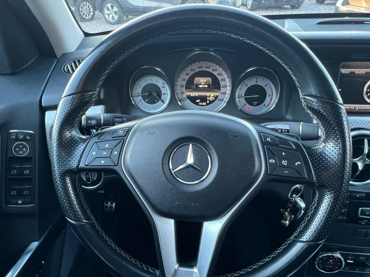 Mercedes GLK 200 - Zdjęcie 17