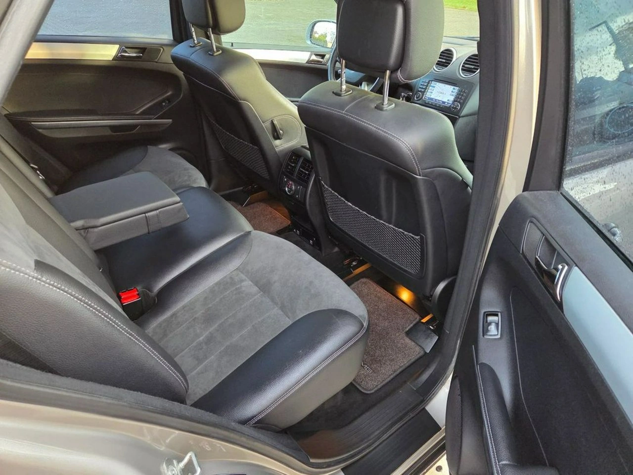 Mercedes ML 350 - Zdjęcie 17