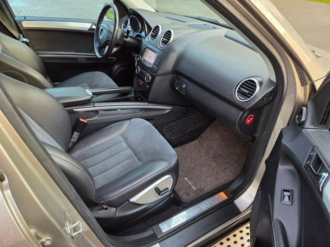 Mercedes ML 350 - Zdjęcie 18