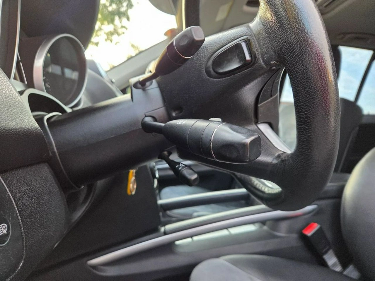 Mercedes ML 350 - Zdjęcie 23