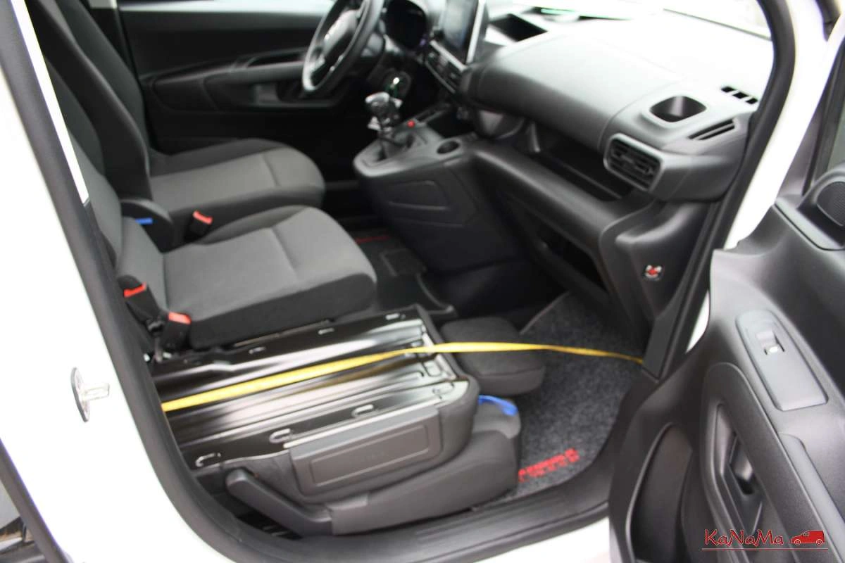 Toyota Proace City - Zdjęcie 14