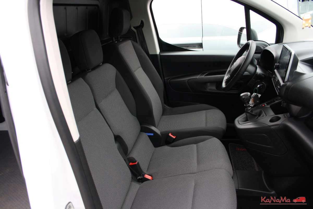 Toyota Proace City - Zdjęcie 17