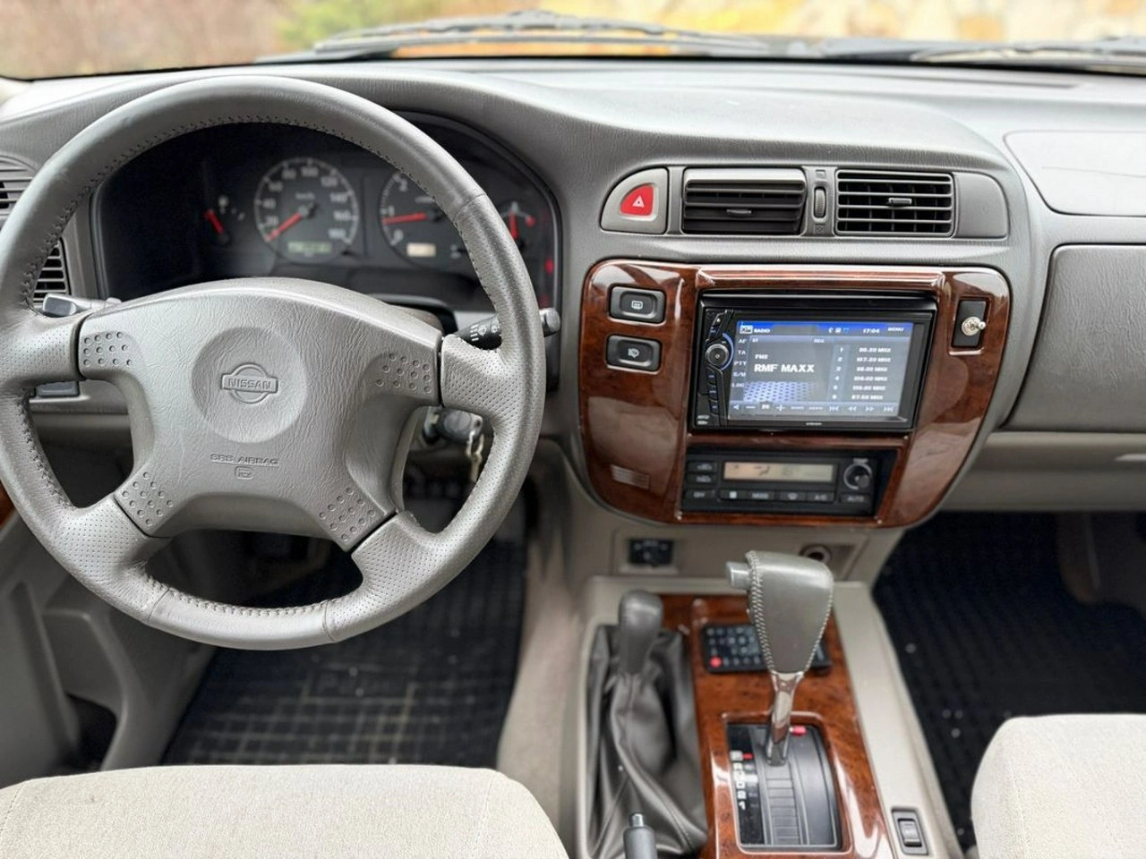 Nissan Patrol - Zdjęcie 22