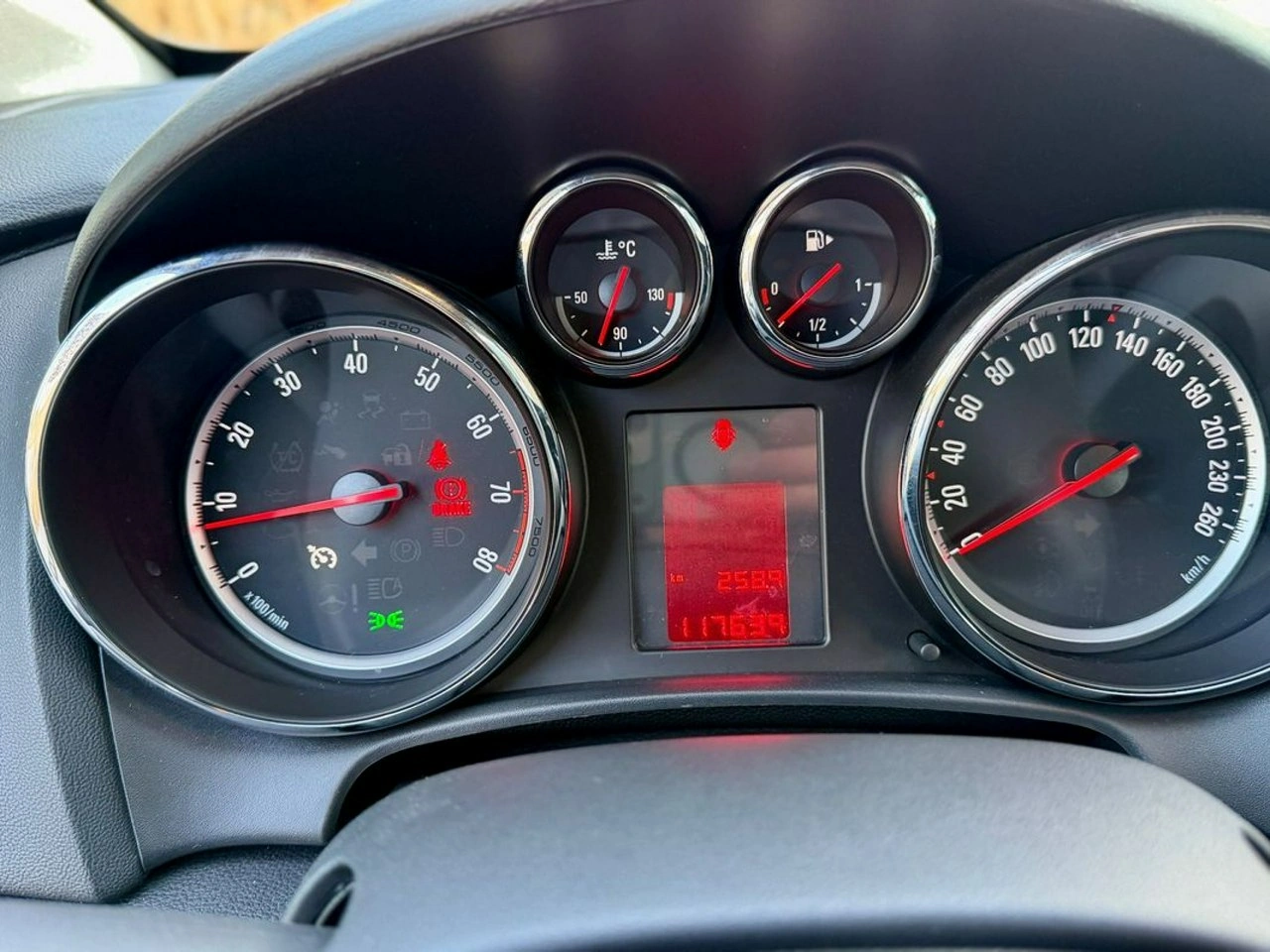 Opel Astra - Zdjęcie 11