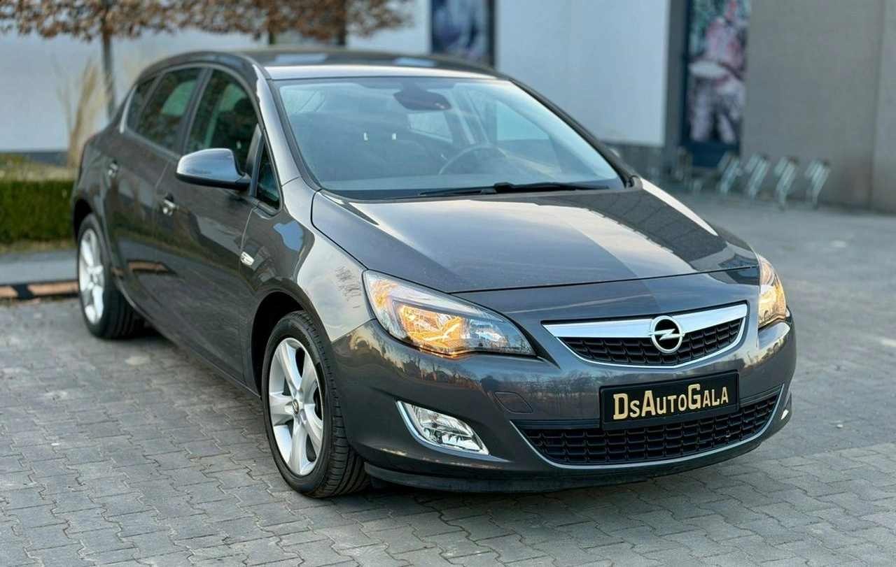 Opel Astra - Zdjęcie 3