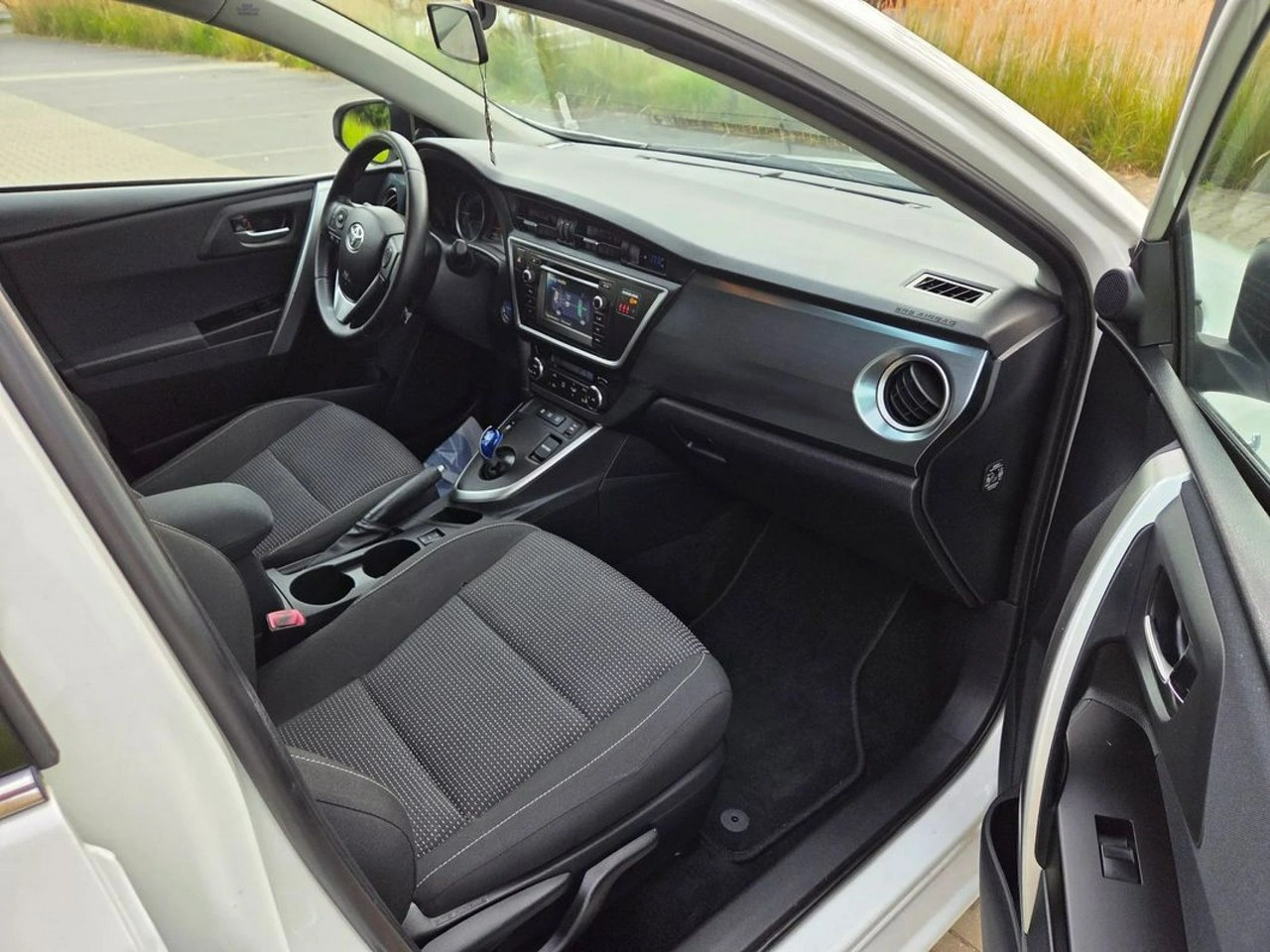 Toyota Auris - Zdjęcie 16