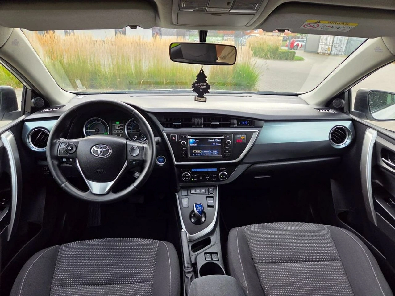 Toyota Auris - Zdjęcie 17