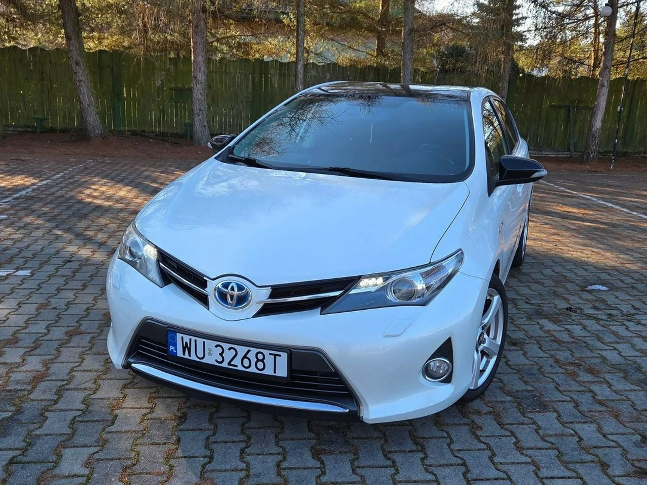 Toyota Auris - Zdjęcie 2