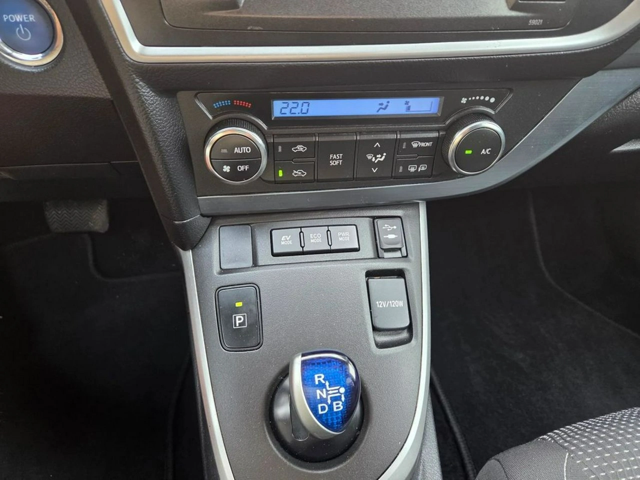 Toyota Auris - Zdjęcie 20