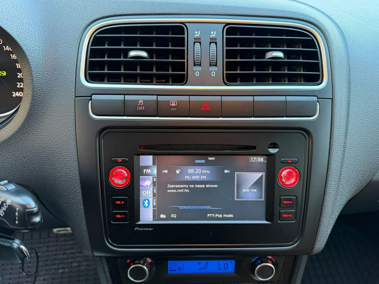 Volkswagen Polo - Zdjęcie 14