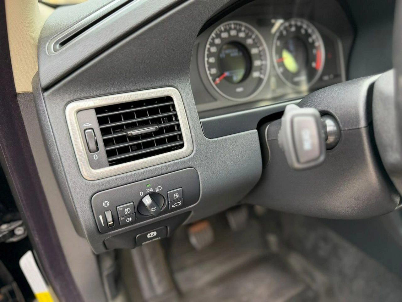 Volvo V70 - Zdjęcie 16