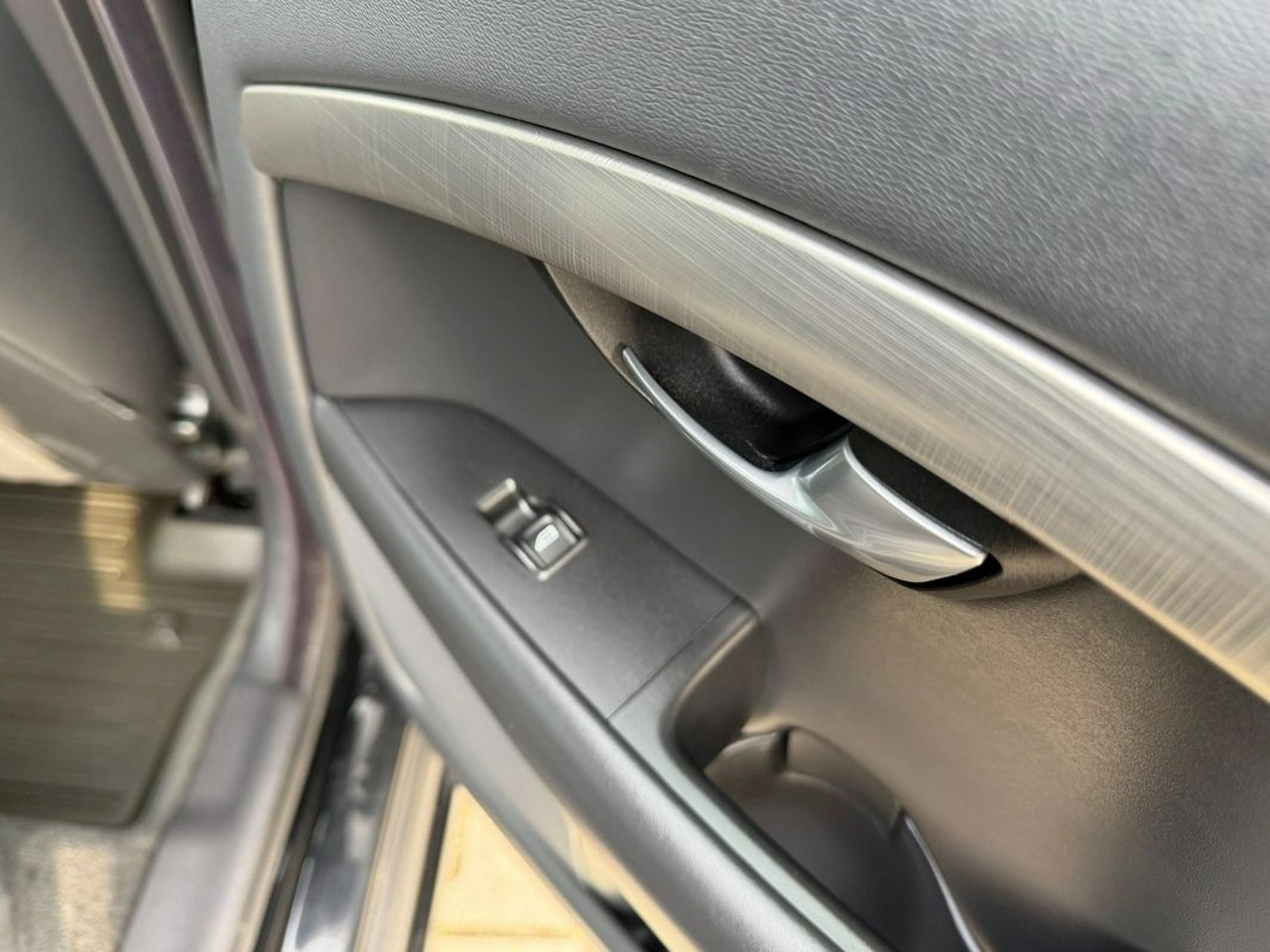 Volvo V70 - Zdjęcie 25