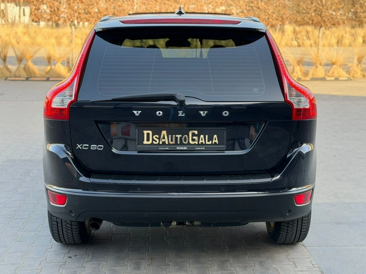 Volvo XC 60 - Zdjęcie 8