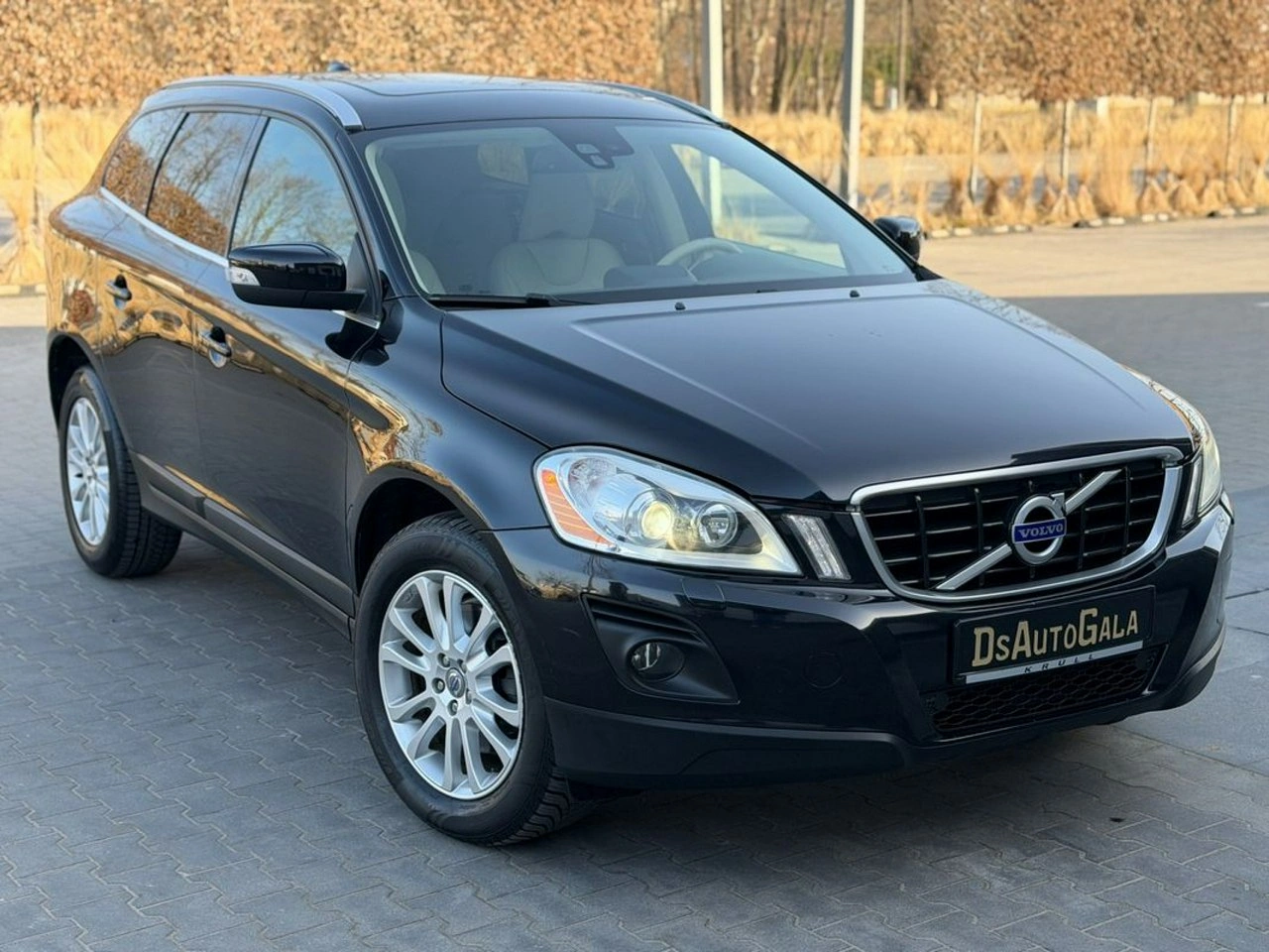 Volvo XC 60 - Główne zdjęcie