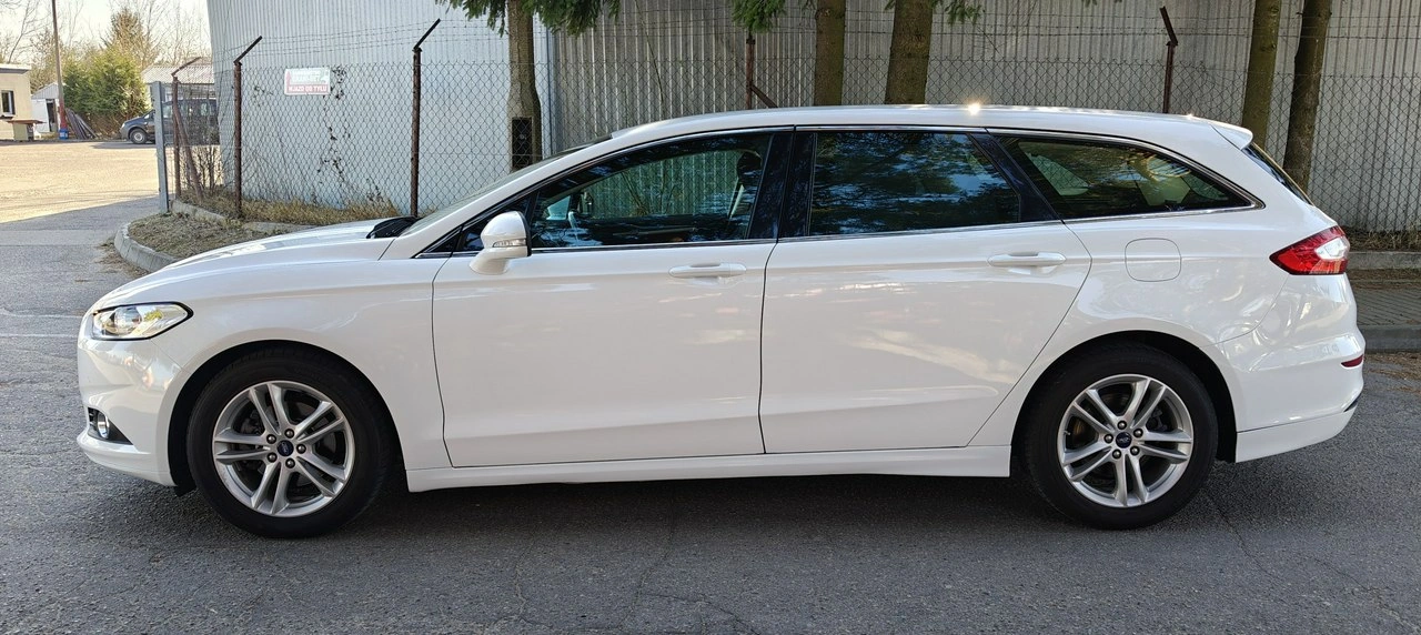 Ford Mondeo - Zdjęcie 16